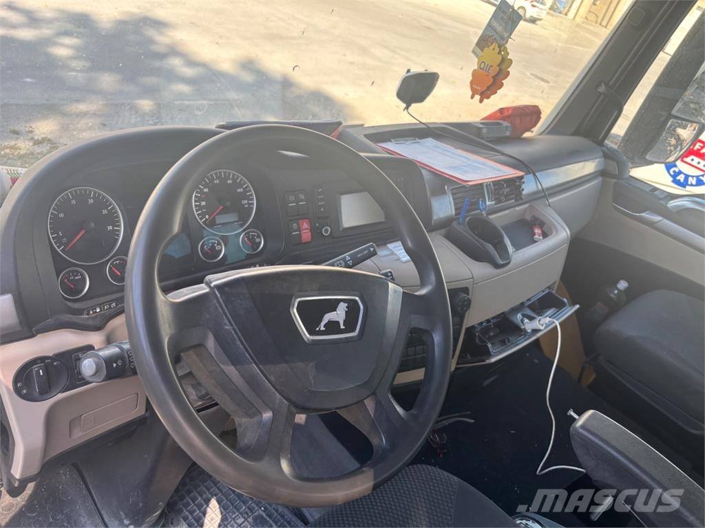 MAN TGS 35.420 8X4 BB شاحنات بمقصورة وهيكل