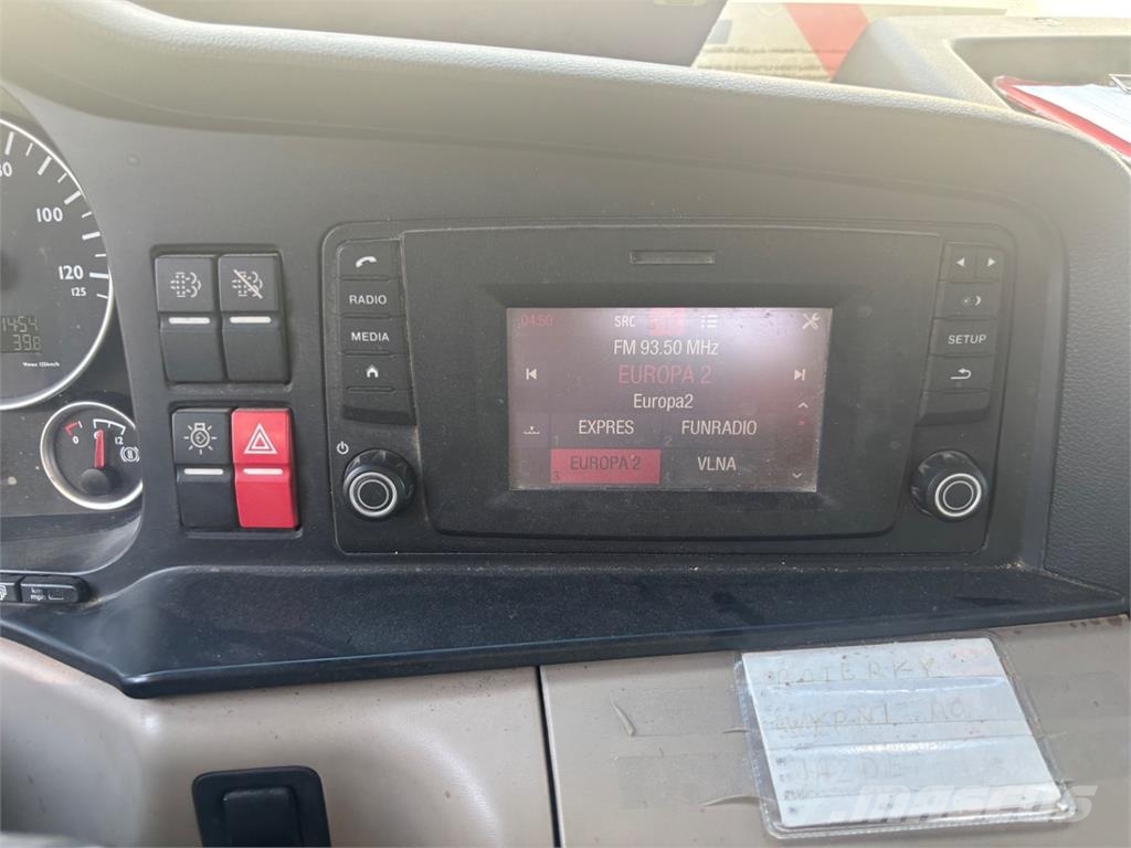 MAN TGS 35.420 8X4 BB شاحنات بمقصورة وهيكل