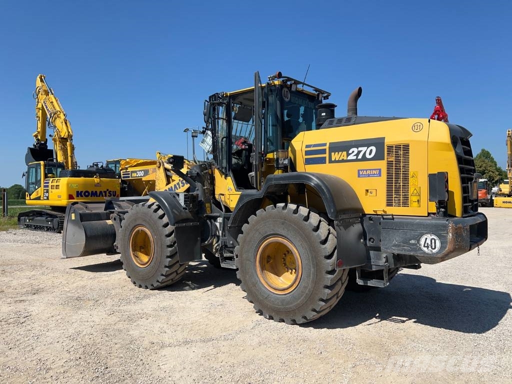 Komatsu WA 270-8 轮式装载机