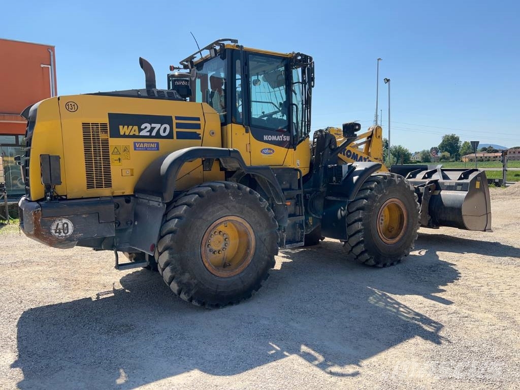 Komatsu WA 270-8 轮式装载机