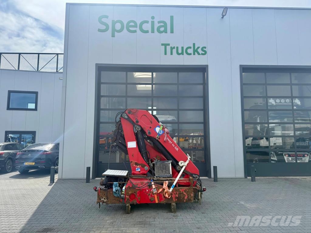 HMF 2420 K4 Crane / Kraan / Autolaadkraan / Ladekrane Loader cranes