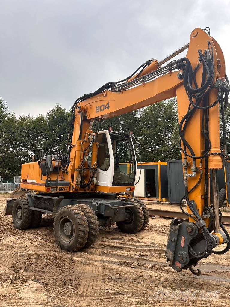 Liebherr 904 Ratiniai ekskavatoriai
