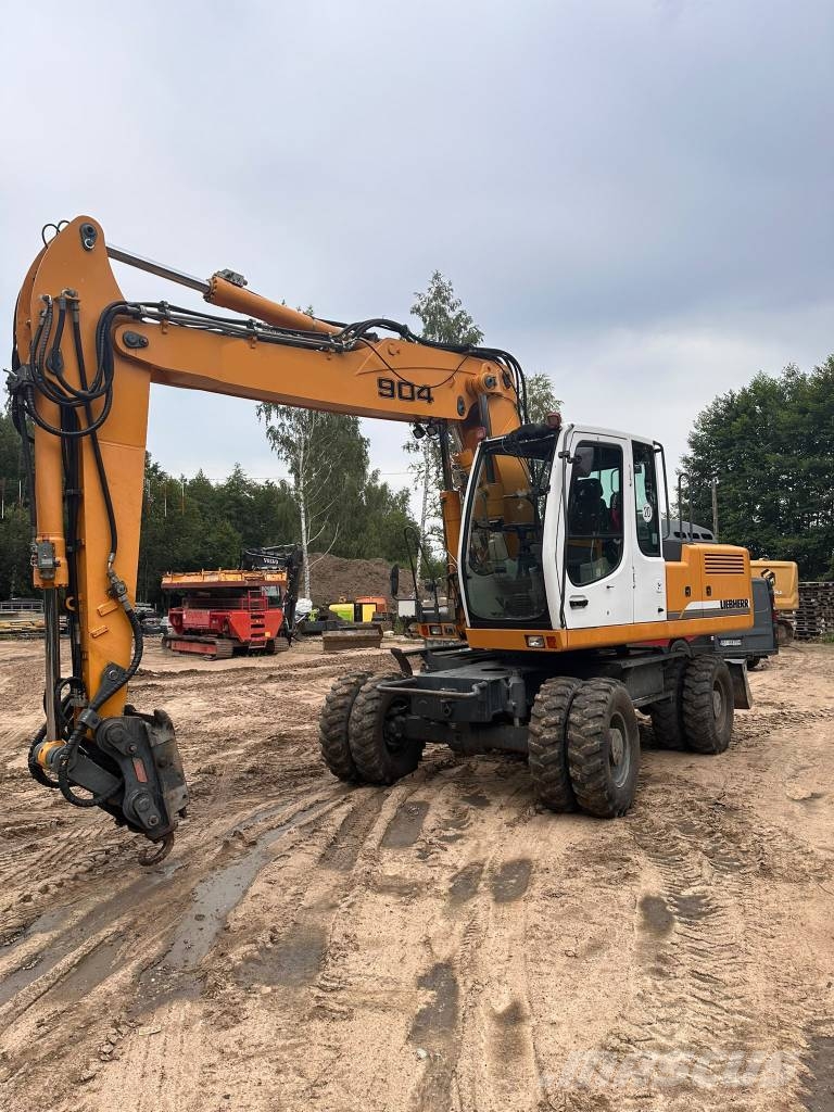 Liebherr 904 Ratiniai ekskavatoriai