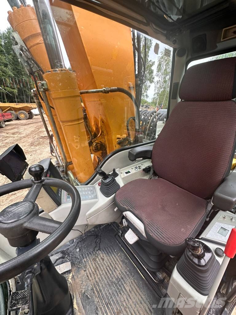 Liebherr 904 Ratiniai ekskavatoriai