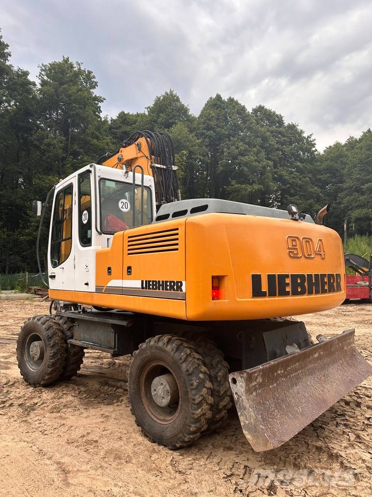 Liebherr 904 Ratiniai ekskavatoriai