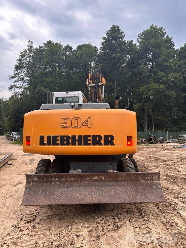Liebherr 904 Ratiniai ekskavatoriai
