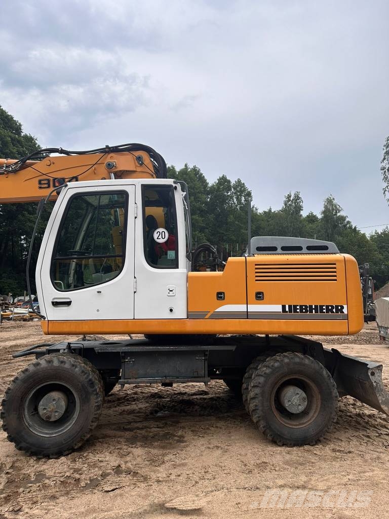 Liebherr 904 Ratiniai ekskavatoriai