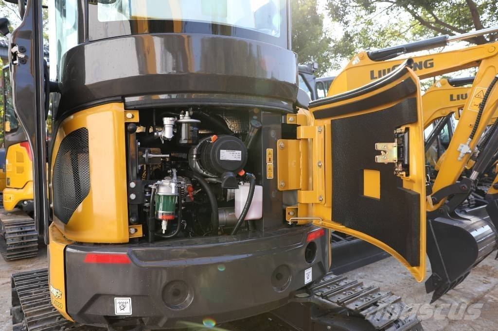 XCMG XE27U Minigraafmachines < 7t