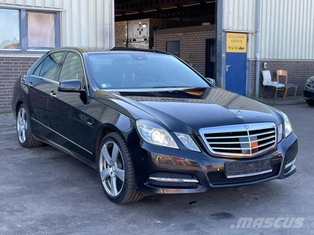 Mercedes-Benz E-Klasse E350 CDI Avantgarde Full Options distroni Auto