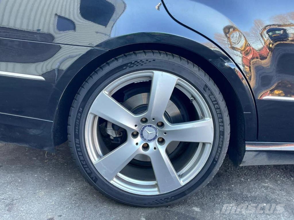 Mercedes-Benz E-Klasse E350 CDI Avantgarde Full Options distroni Auto