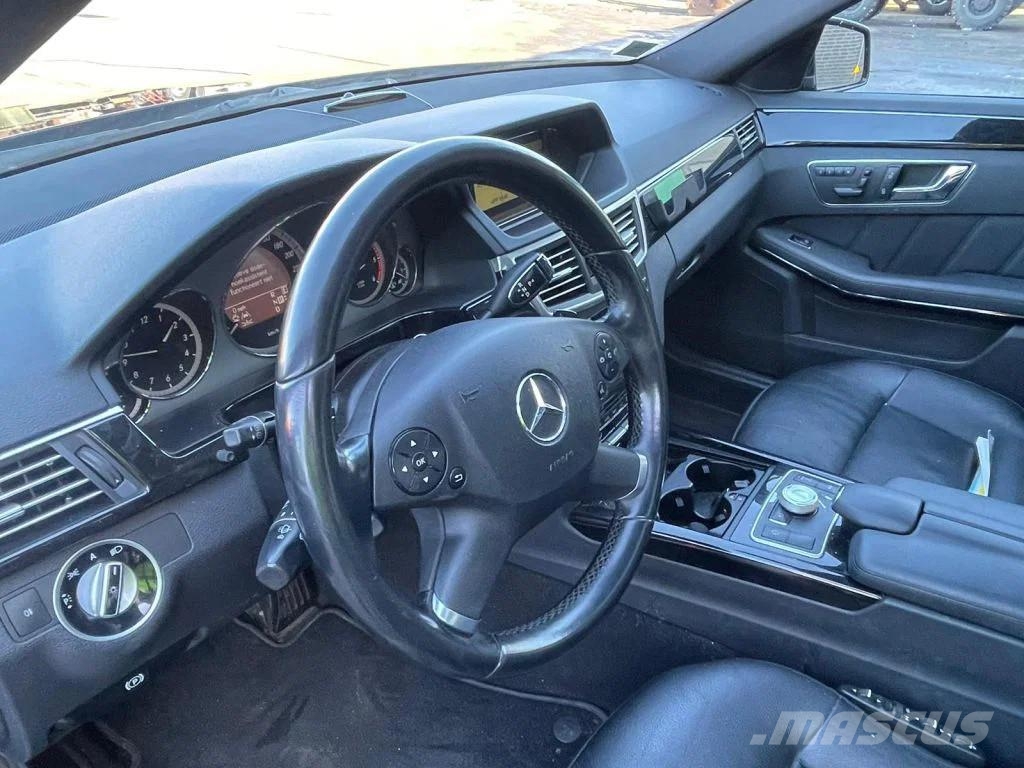 Mercedes-Benz E-Klasse E350 CDI Avantgarde Full Options distroni Auto