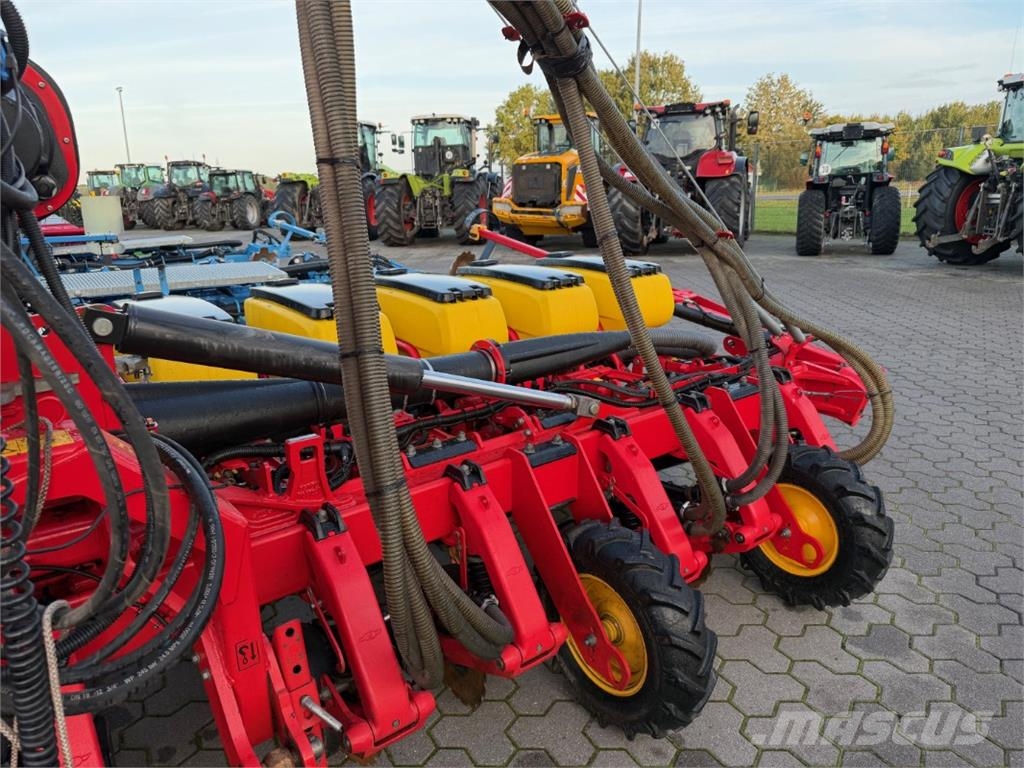 Väderstad Tempo V12 inklusive FH 2200 Ostale poljoprivredne mašine