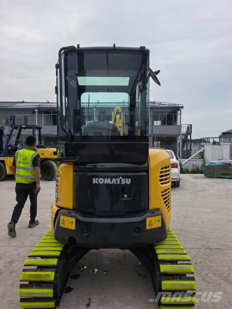 Komatsu PC 30 Εκσκαφάκι (διαβολάκι) < 7t