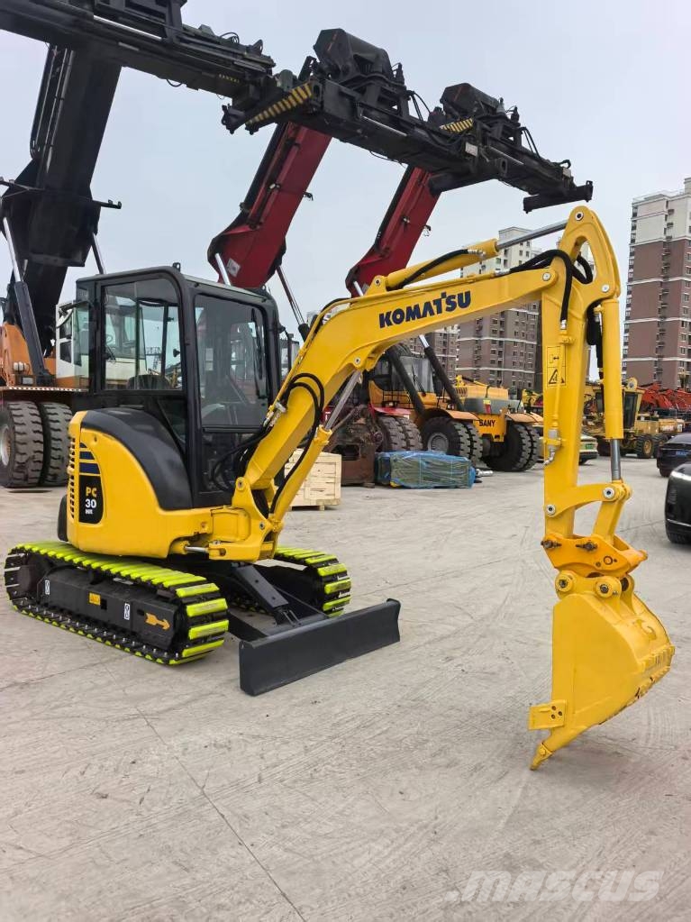Komatsu PC 30 Εκσκαφάκι (διαβολάκι) < 7t