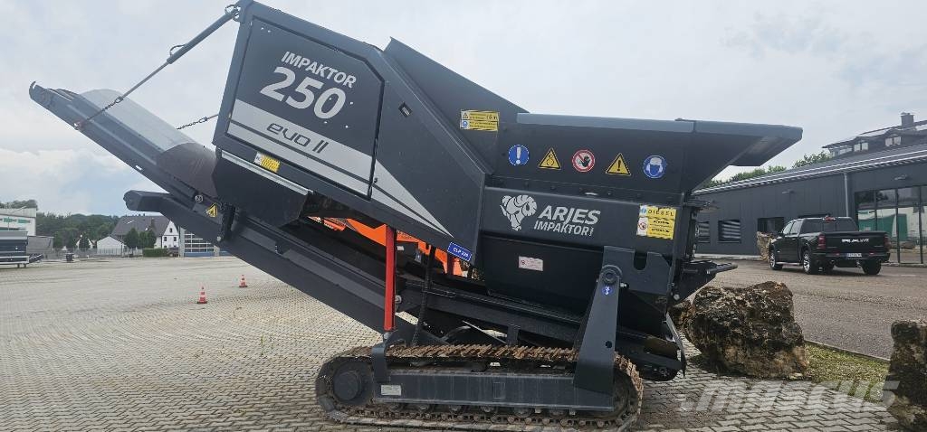 Arjes Impaktor 250 Mobile Brecher