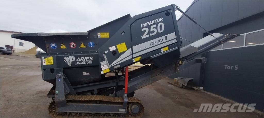 Arjes Impaktor 250 Mobile Brecher