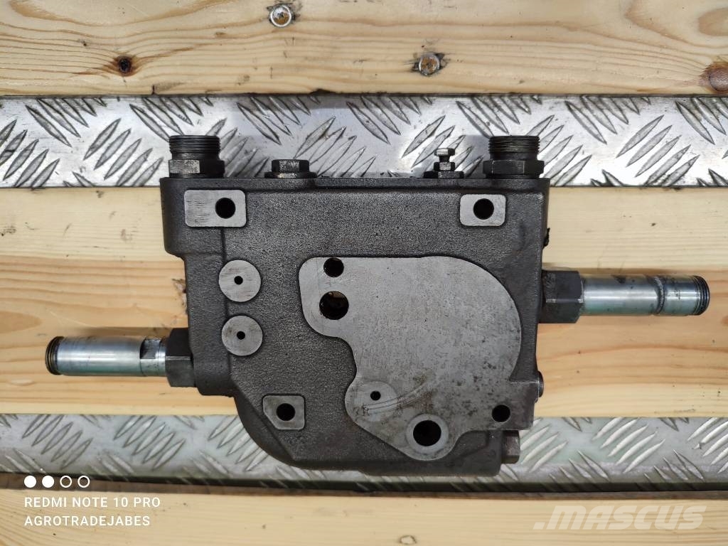 Fendt 828 VARIO Front linkage valve HYDAC G835920100021 Hydraulik