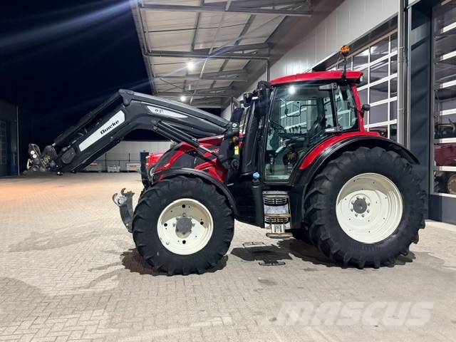 Valtra N134 Hitech, FH+PTO + Voorlader 3200 uur! Traktorer