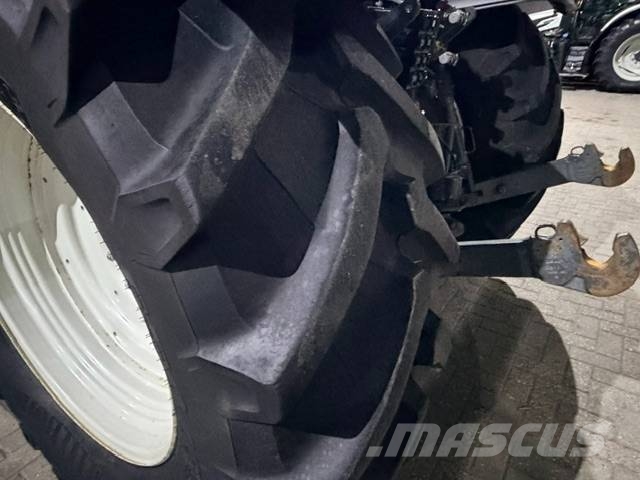 Valtra N134 Hitech, FH+PTO + Voorlader 3200 uur! Traktorer