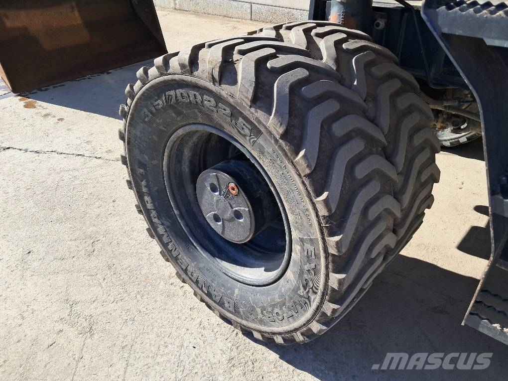 Komatsu PW180-11E0 Escavadeiras de rodas