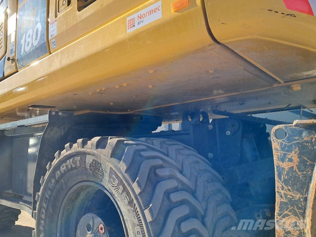 Komatsu PW180-11E0 Escavadeiras de rodas