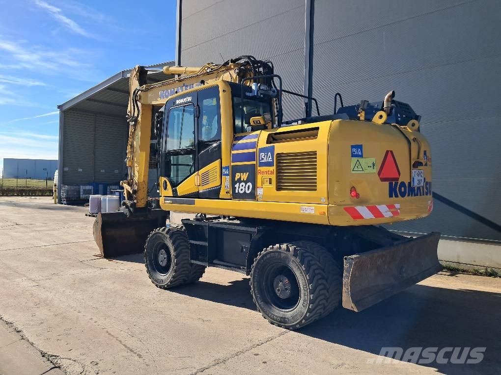 Komatsu PW180-11E0 Escavadeiras de rodas