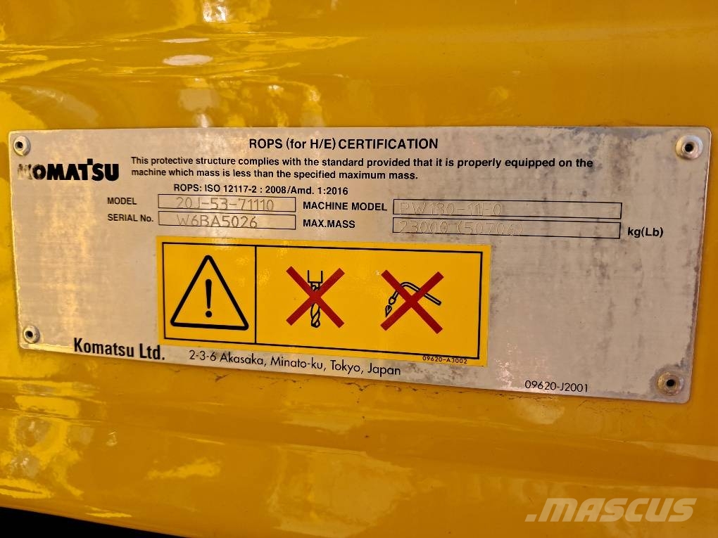 Komatsu PW180-11E0 Escavadeiras de rodas