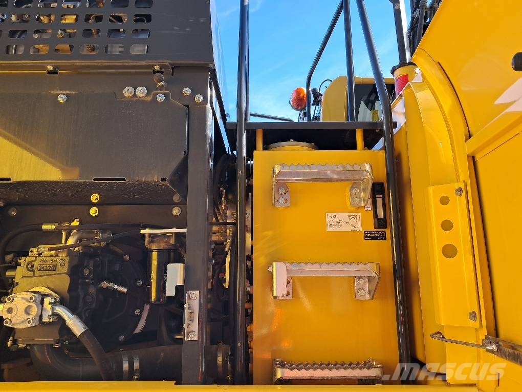 Komatsu PW180-11E0 Escavadeiras de rodas