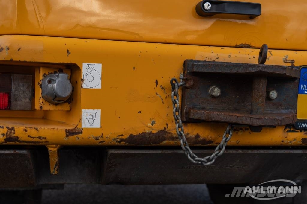 Ahlmann Zwenklader AZ 85t Kolesni nakladalci