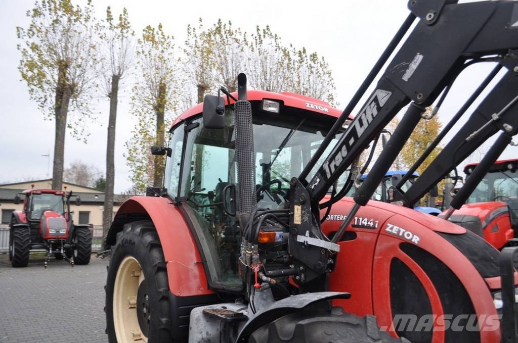 Zetor FORTERRA 11441 + TRAC-LIFT 260SL Traktoriai