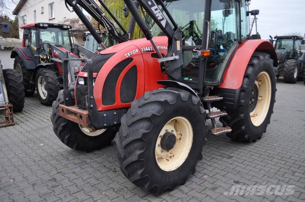 Zetor FORTERRA 11441 + TRAC-LIFT 260SL Traktoriai