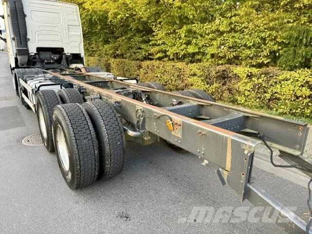 Volvo FH 460 / 8x4 / Voll Blatt / Euro 6 Šasija ar kabīni