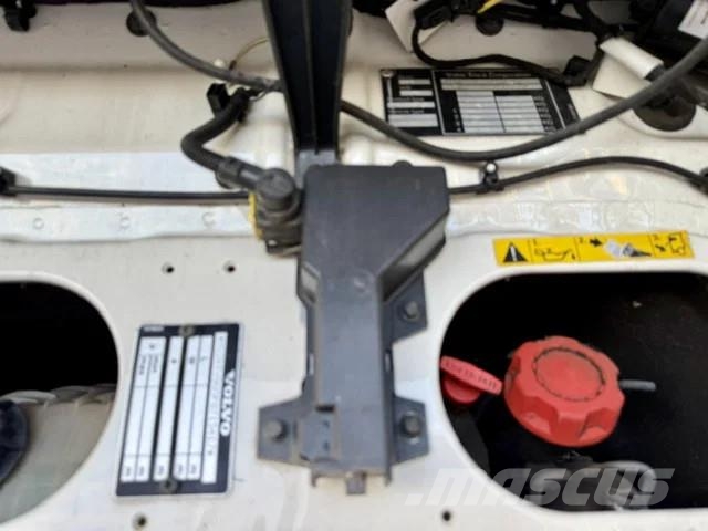 Volvo FH 460 / 8x4 / Voll Blatt / Euro 6 Camiones con chasís y cabina
