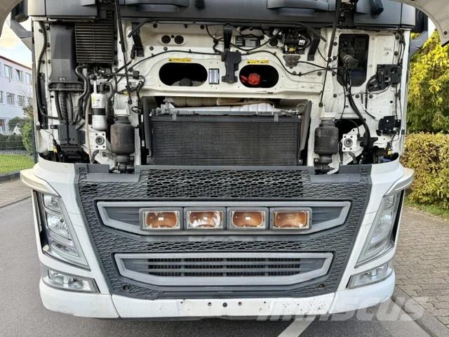 Volvo FH 460 / 8x4 / Voll Blatt / Euro 6 Шасі з кабіною