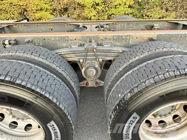 Volvo FH 460 / 8x4 / Voll Blatt / Euro 6 Šasija ar kabīni