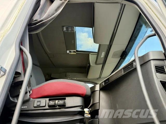 Volvo FH 460 / 8x4 / Voll Blatt / Euro 6 Camiones con chasís y cabina