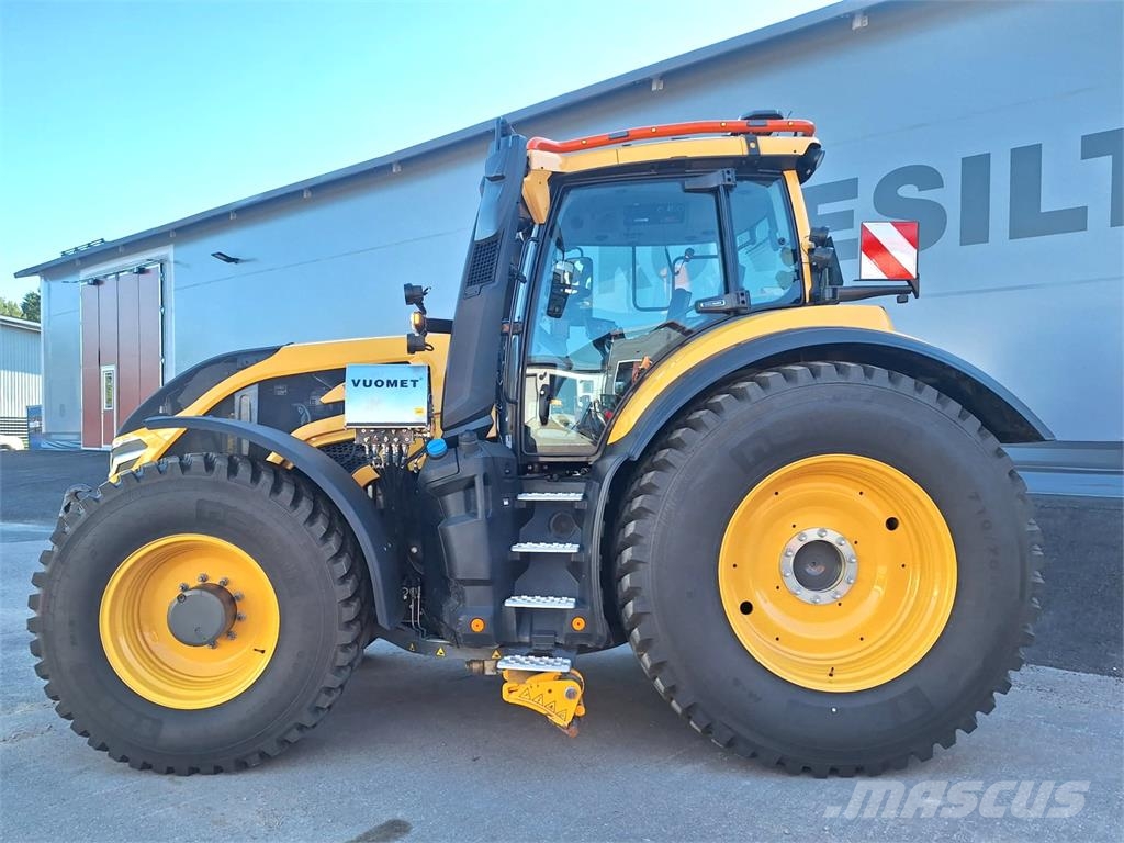 Valtra Q285 ALUSTERÄLLÄ Traktori