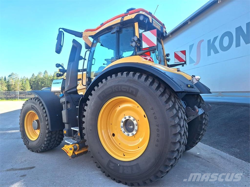 Valtra Q285 ALUSTERÄLLÄ Traktori