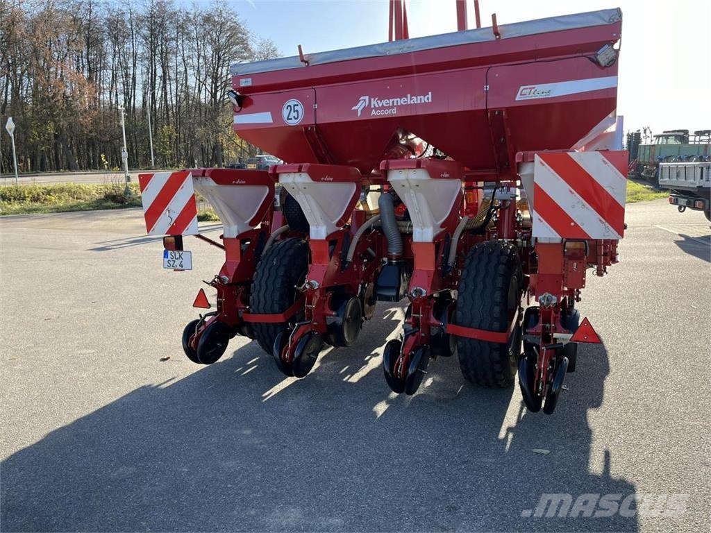 Kverneland Optima HD e-Drive, 8 rhg, SC, Präzisionssaatmaschinen