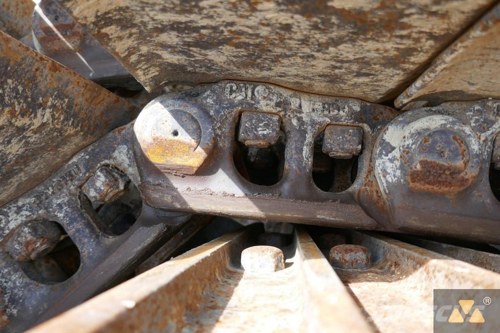 CAT 320 Trackgroup Rehvid, rattad ja veljed