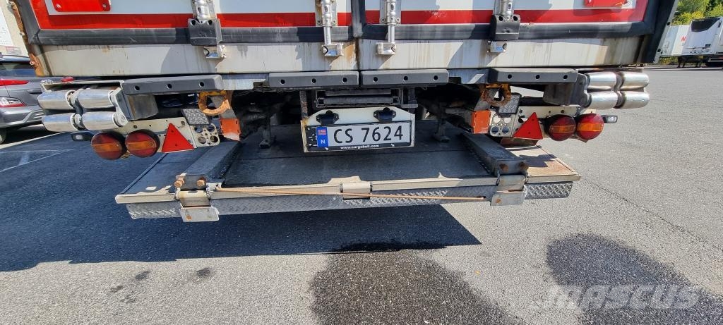 Schmitz Cargobull Trailer Reefer Flower Width & Dual Temp & Double S Koel-vries opleggers