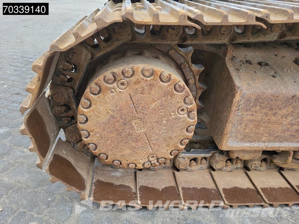 Komatsu PC240 LC-11 Kāpurķēžu ekskavatori