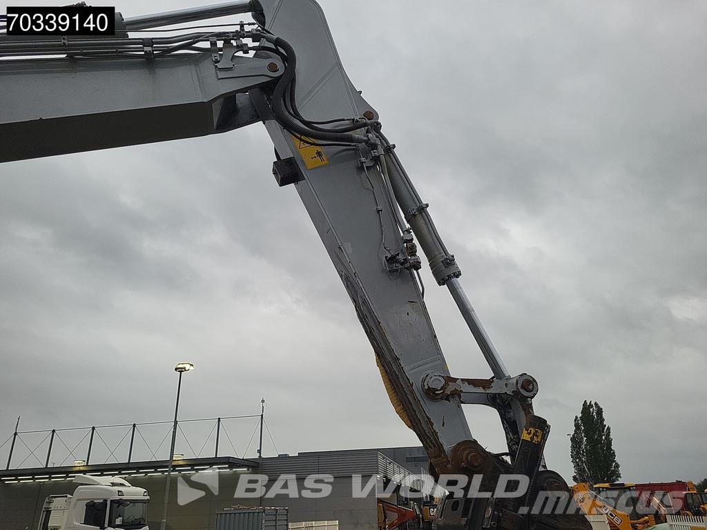 Komatsu PC240 LC-11 Kāpurķēžu ekskavatori