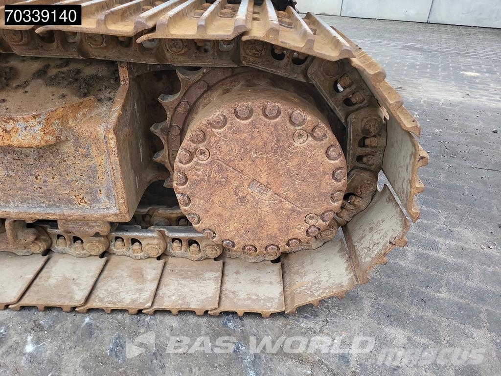 Komatsu PC240 LC-11 Kāpurķēžu ekskavatori