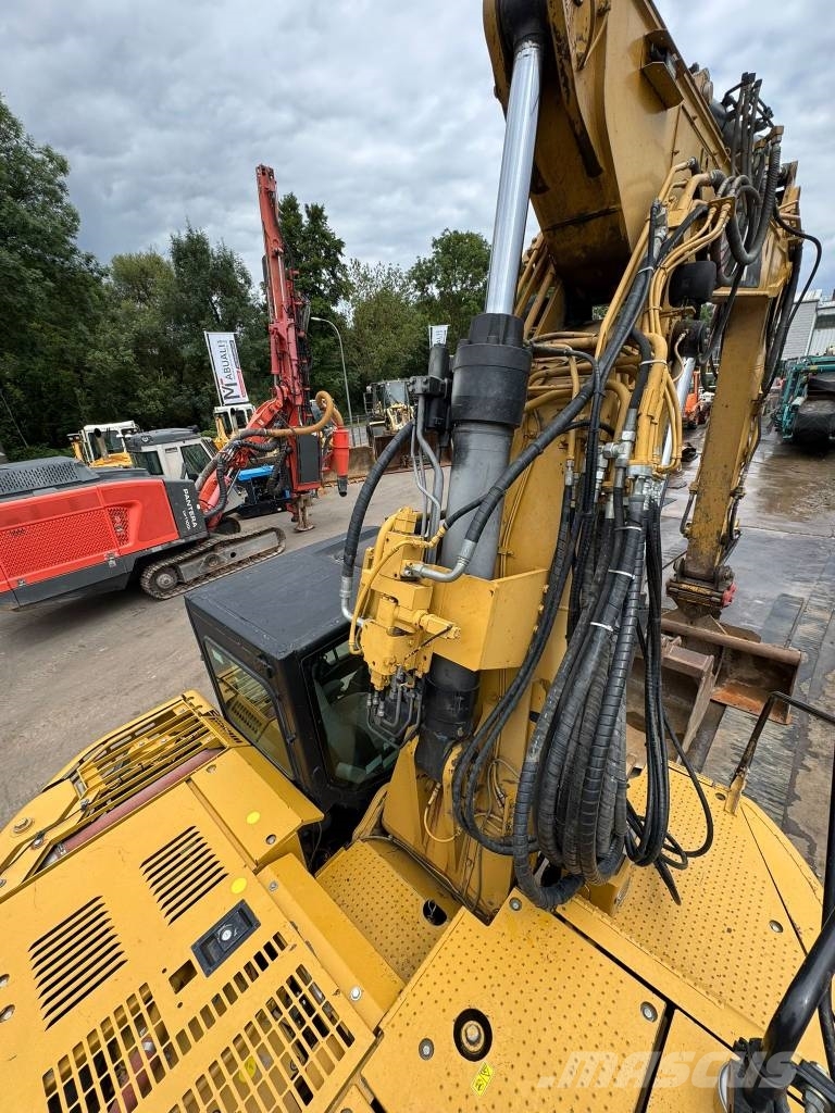 CAT 321 D CR ** BJ.2012 * 11820H/SW/2 Buckets ** Гусеничні екскаватори