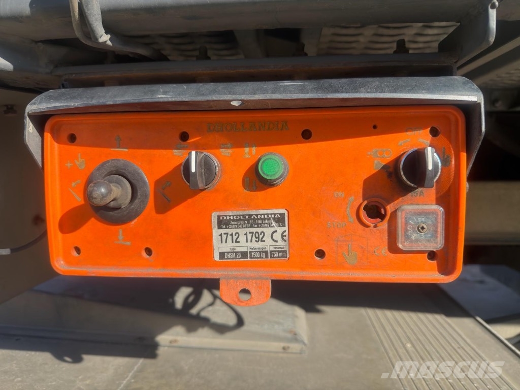 Scania P 320 / THERMO KING *ACCIDENTE*DAMAGED*UNFALL* Skapbiler Frys/kjøl/varme