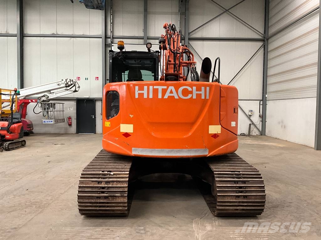 Hitachi ZX 135 US 5-B Rupsgraafmachines