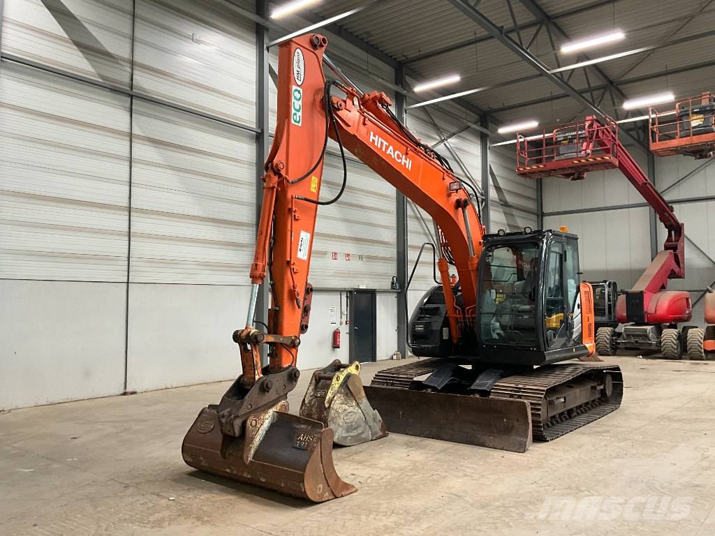 Hitachi ZX 135 US 5-B Rupsgraafmachines