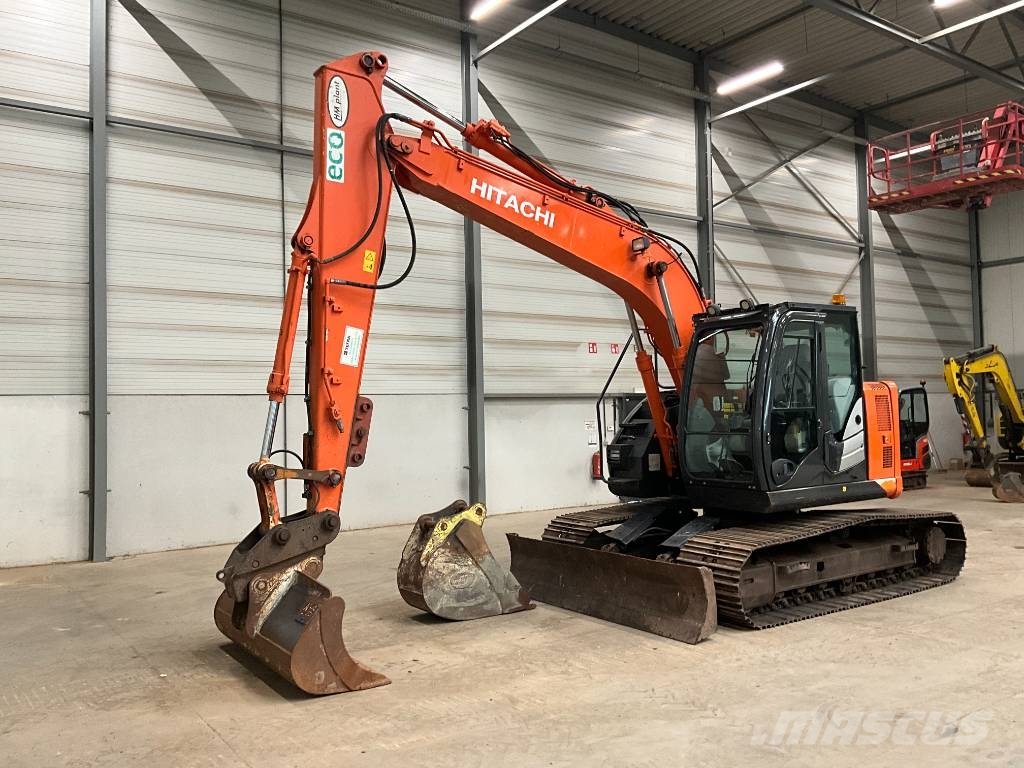 Hitachi ZX 135 US 5-B Rupsgraafmachines