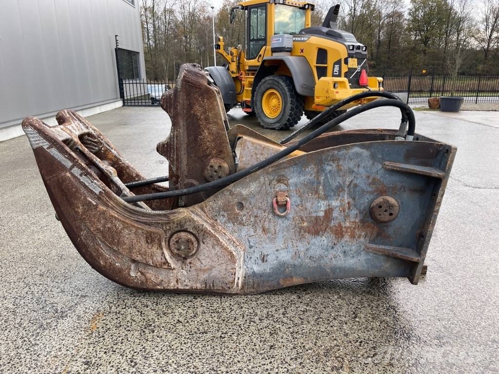Concrete pulverizer Machine weight 24-32 ton Ehituspurustid